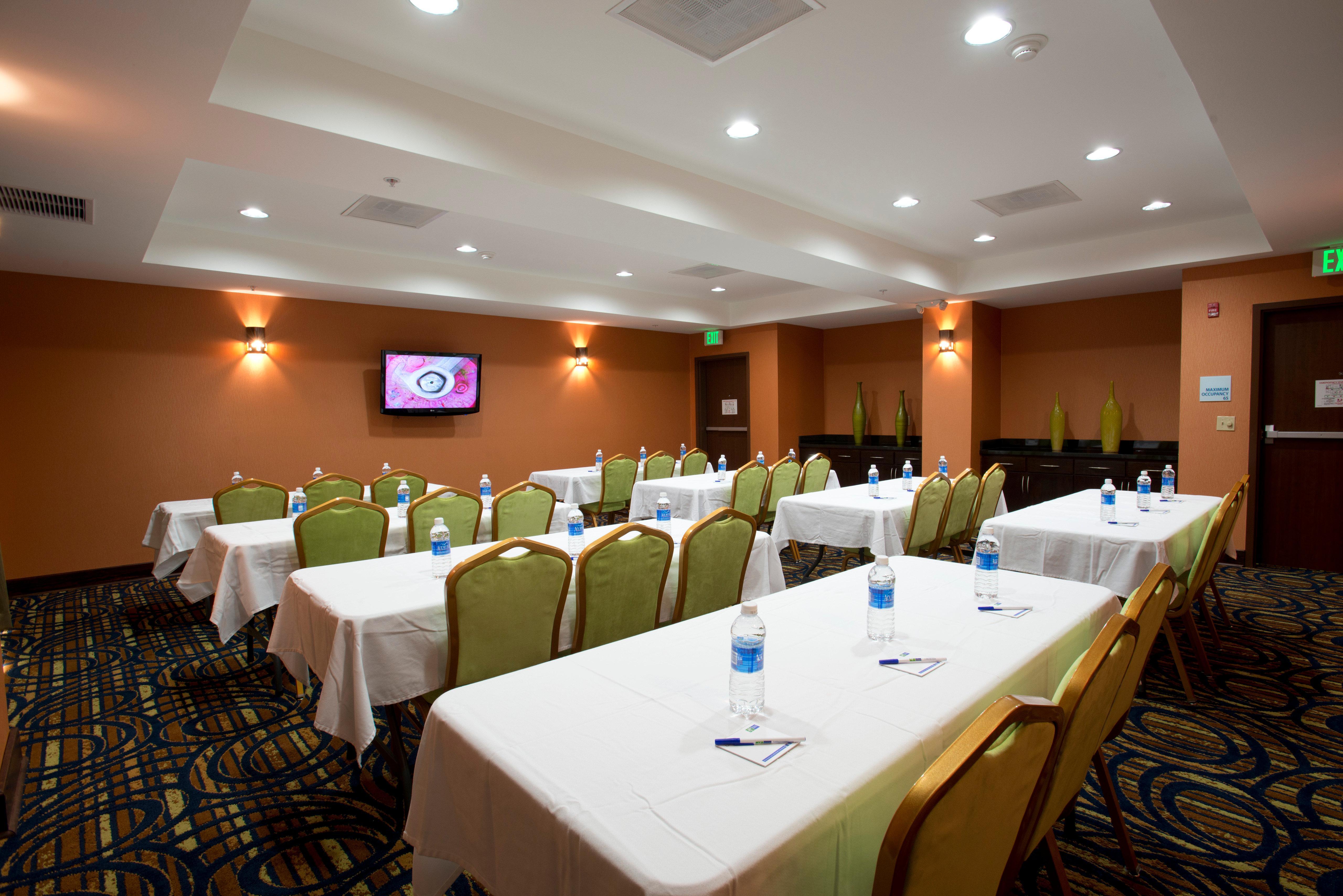 Holiday Inn Express & Suites Morrilton By Ihg Luaran gambar